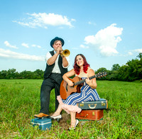 Tai and Austin in Feild low rest